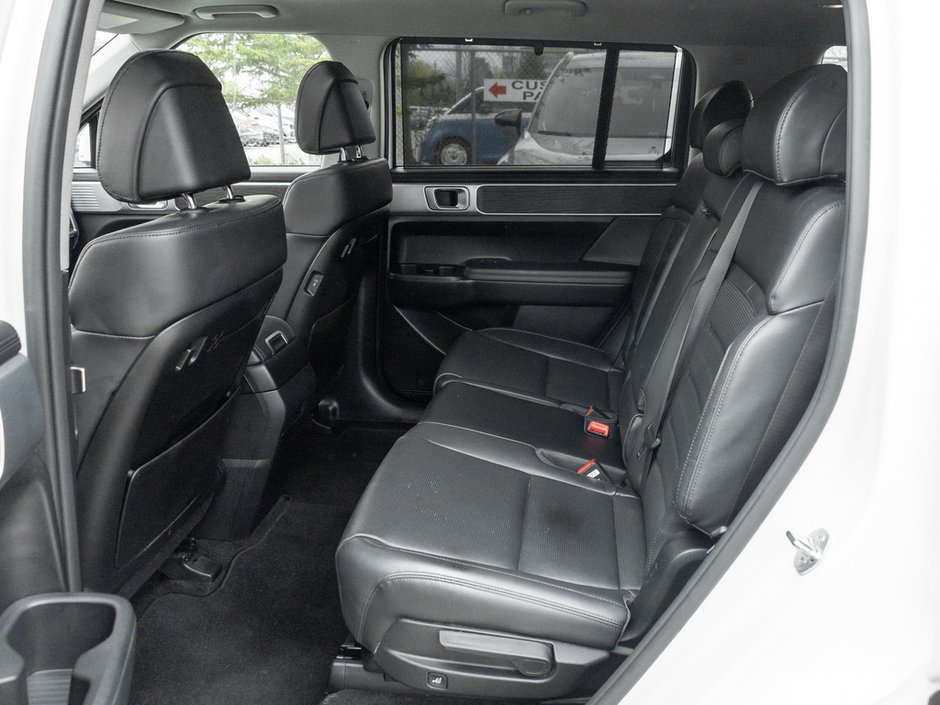 2025 Hyundai Santa Fe Luxury-23