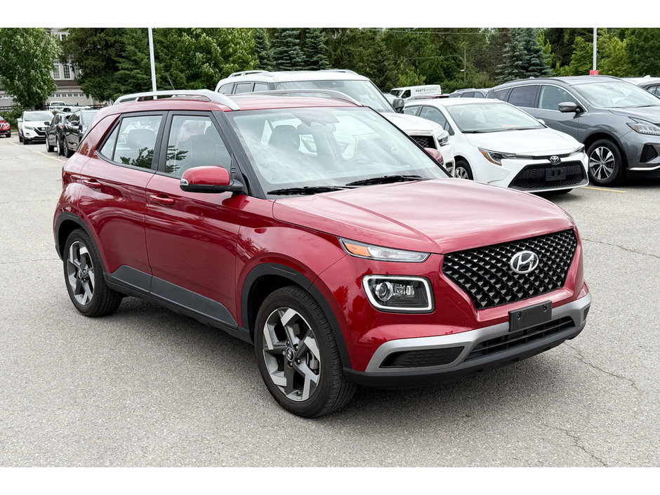 2025 Hyundai Venue Preferred-8