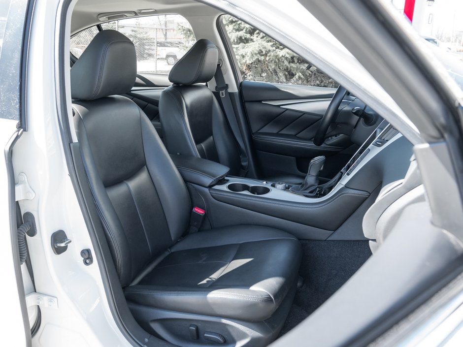 2021 Infiniti Q50 LUXE-26