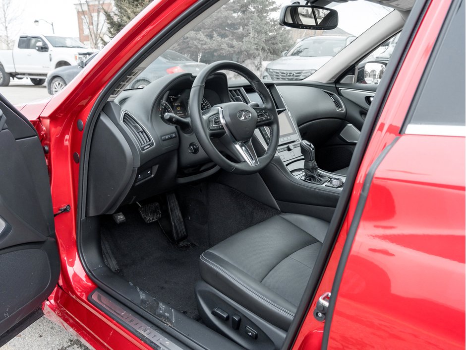 2024 Infiniti Q50 LUXE-7