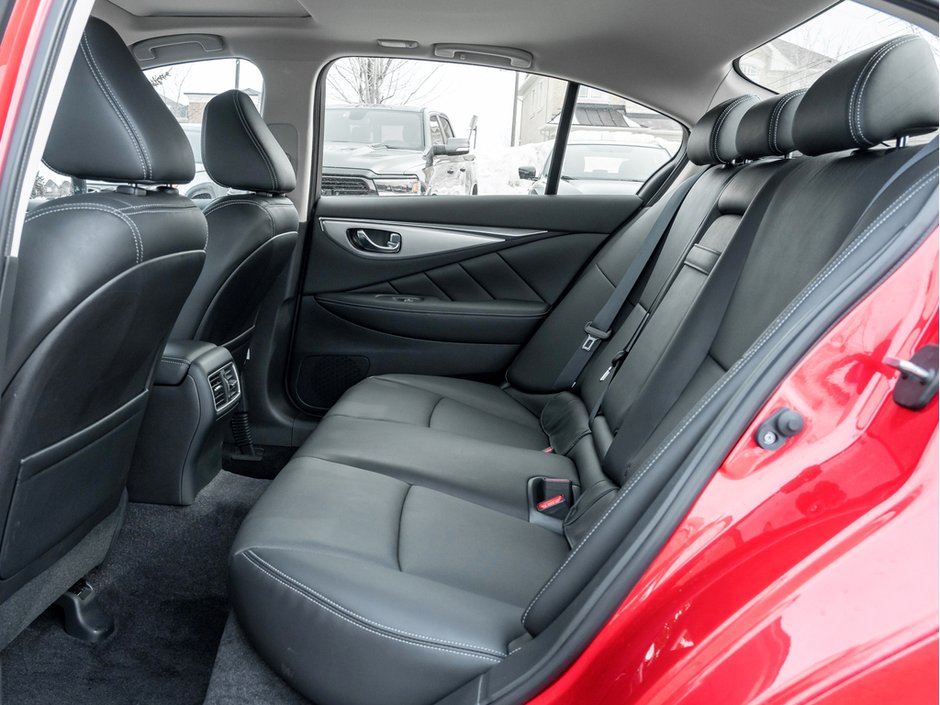 2024 Infiniti Q50 LUXE-24