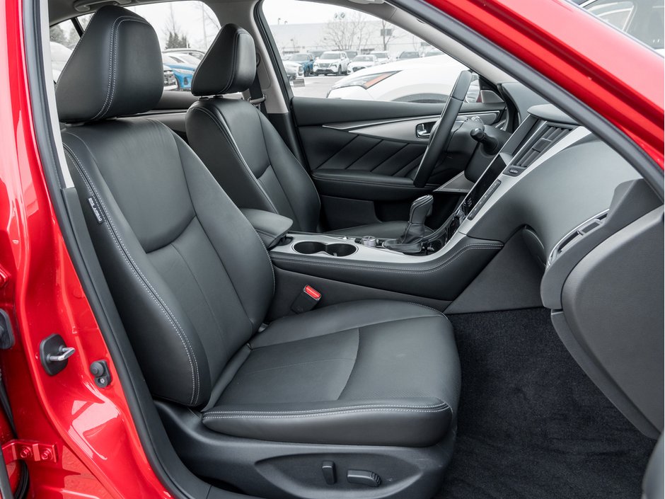 2024 Infiniti Q50 LUXE-23