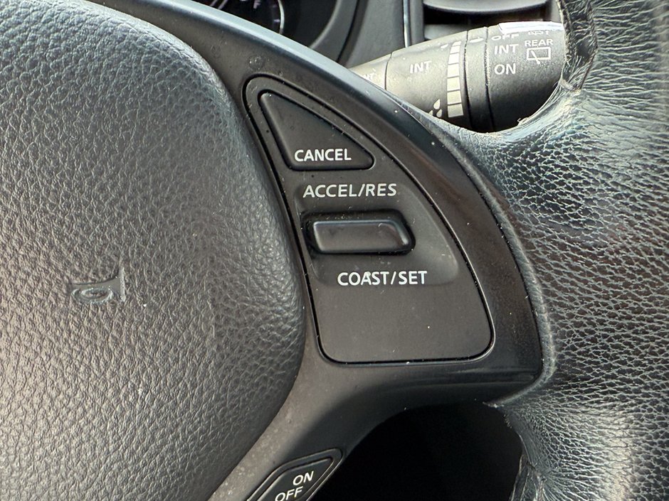 2017 Infiniti QX50 AWD-24