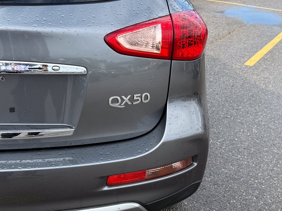 2017 Infiniti QX50 AWD-13