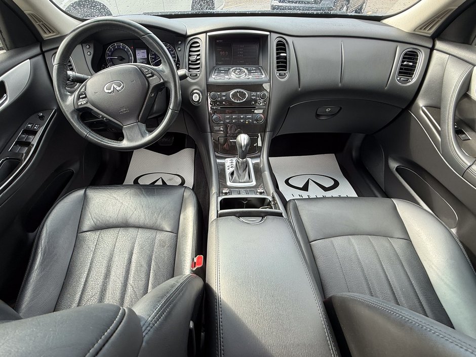 2017 Infiniti QX50 Base-16