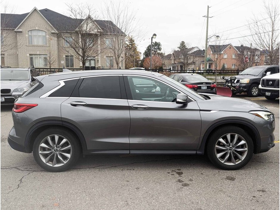 2019 Infiniti QX50 ESSENTIAL-8