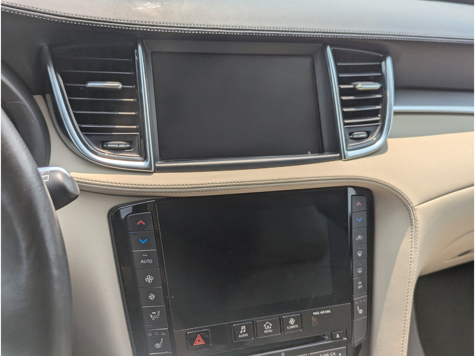 2019 Infiniti QX50 ESSENTIAL-24