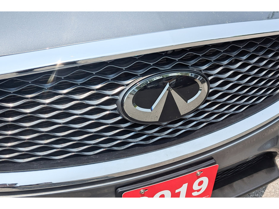 2019 Infiniti QX50 ESSENTIAL-11