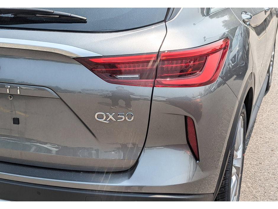 2019 Infiniti QX50 ESSENTIAL-13