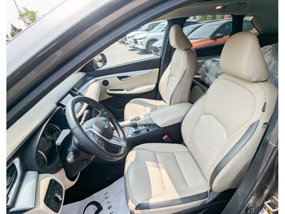2019 Infiniti QX50 ESSENTIAL-18