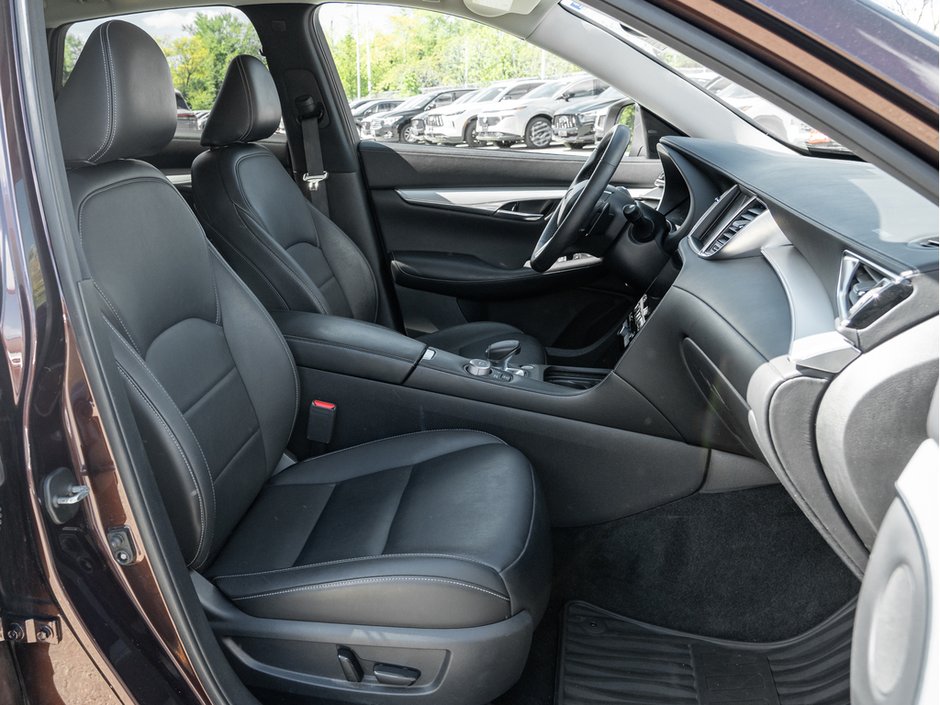 2020 Infiniti QX50 ESSENTIAL-21