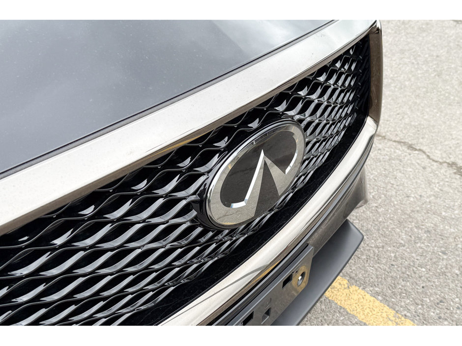 2021 Infiniti QX50 LUXE-11