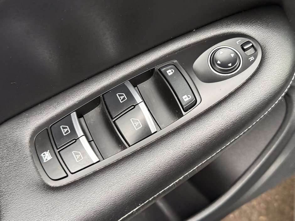 2021 Infiniti QX50 ESSENTIAL-19