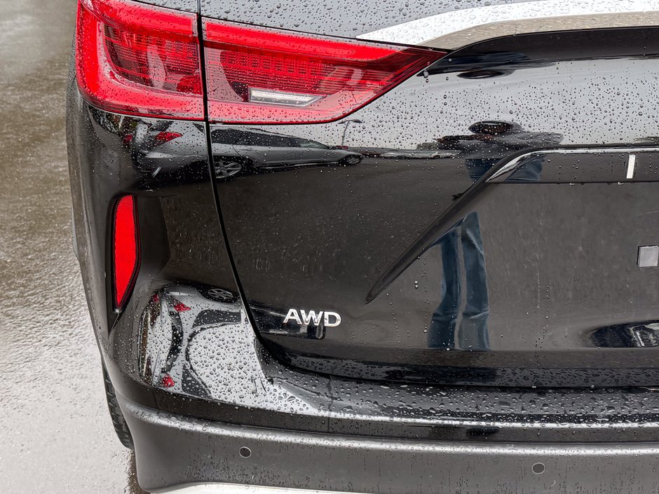 2021 Infiniti QX50 ESSENTIAL-11