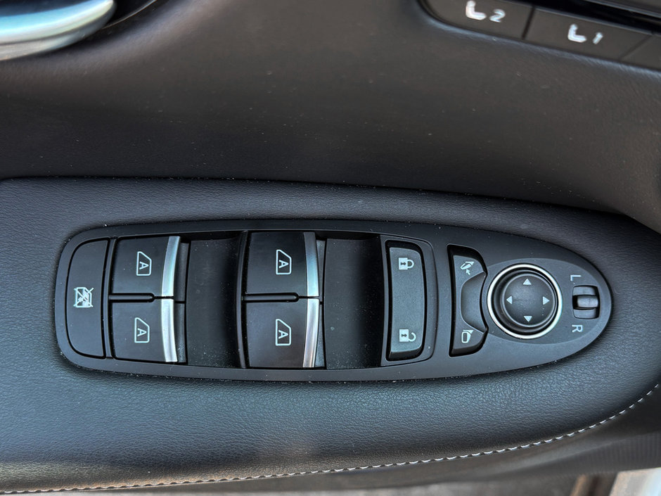 2022 Infiniti QX50 Sensory-20