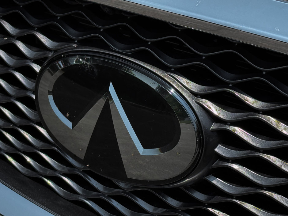 2022 Infiniti QX50 Sensory-8