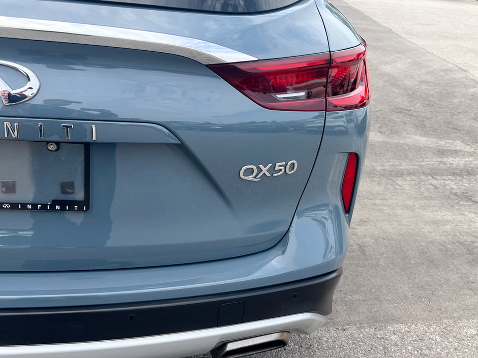 2022 Infiniti QX50 ESSENTIAL-13