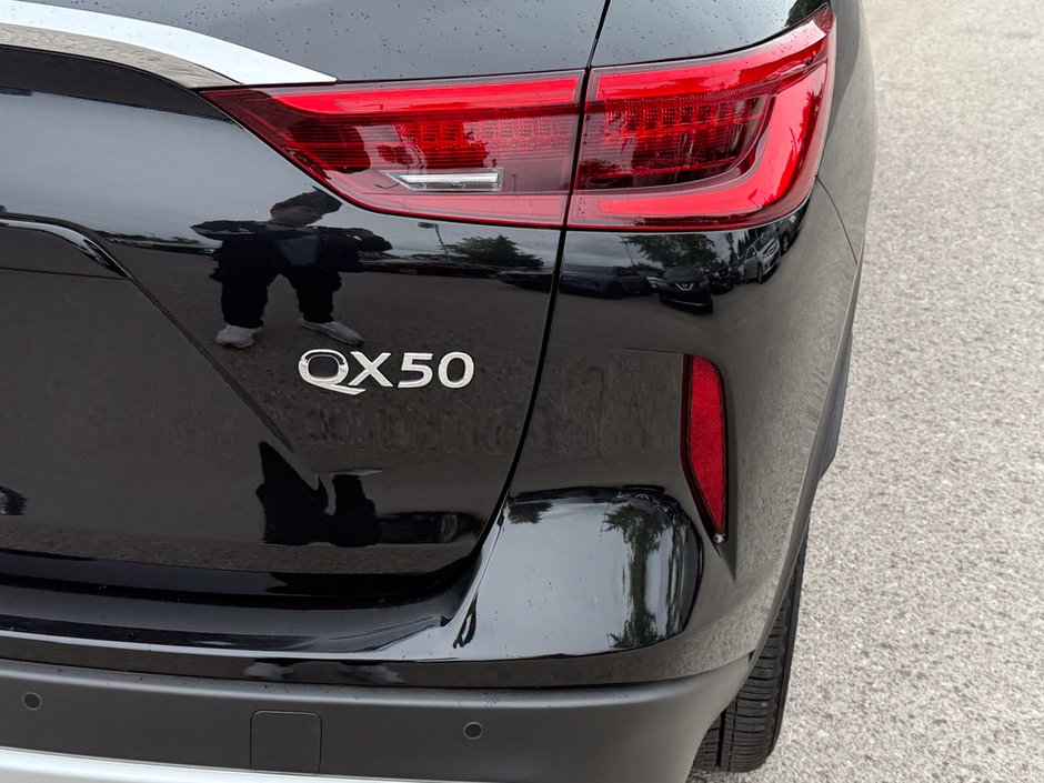 2023 Infiniti QX50 Sensory-13