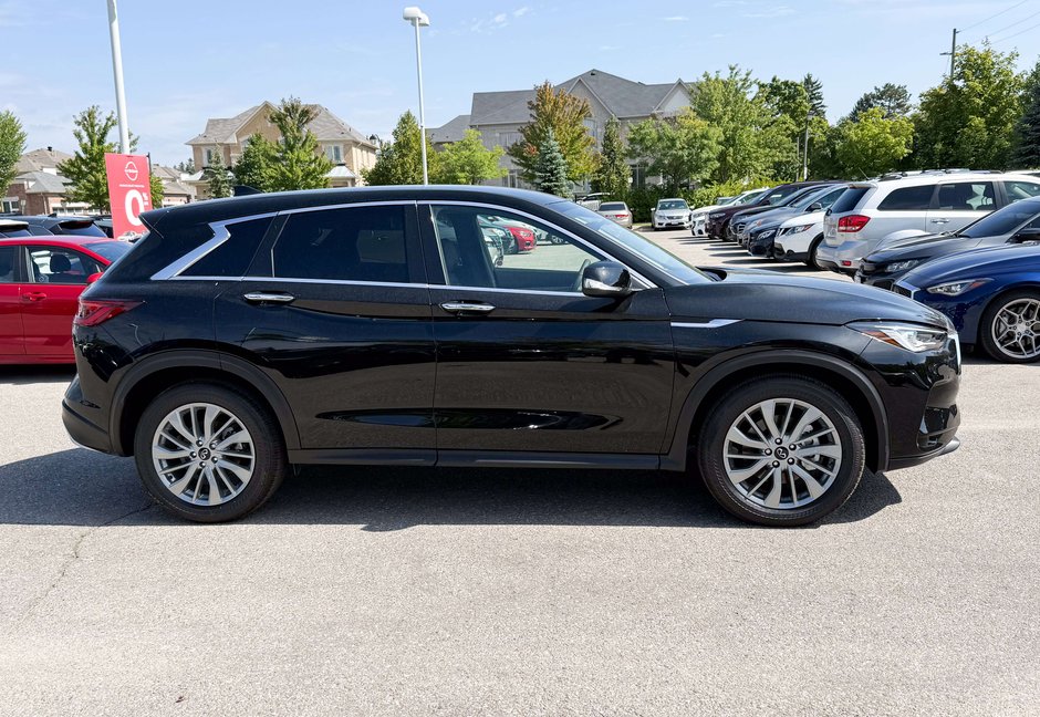 2025 Infiniti QX50 PURE-8
