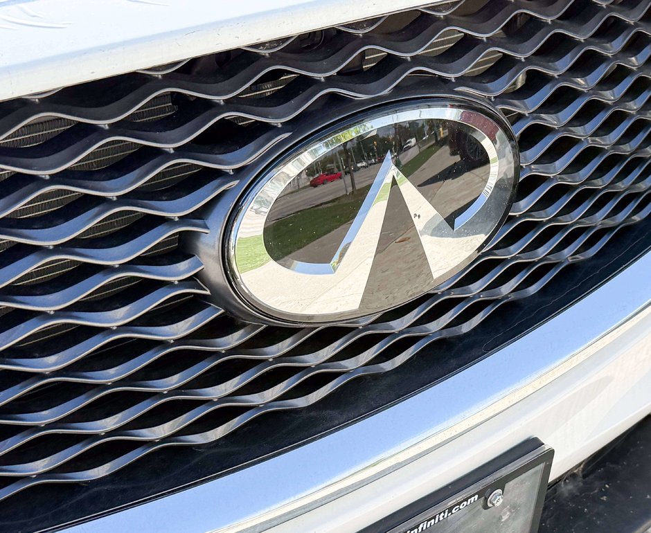 2025 Infiniti QX50 PURE-4