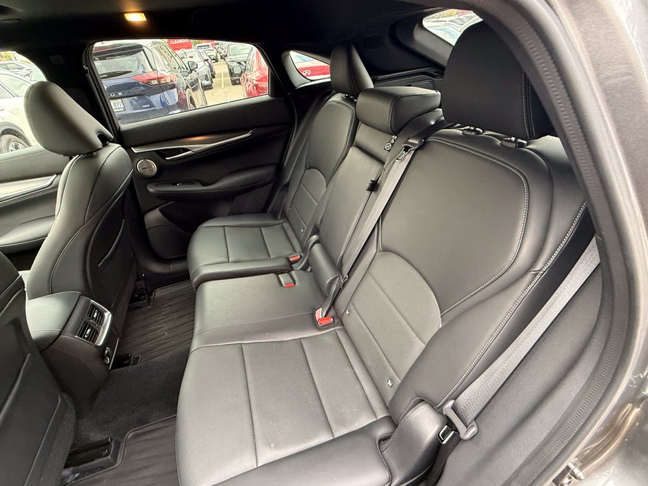 2022 Infiniti QX55 ESSENTIAL-15