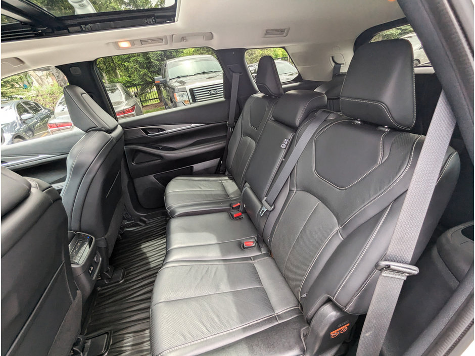 2023 Infiniti QX60 LUXE-17