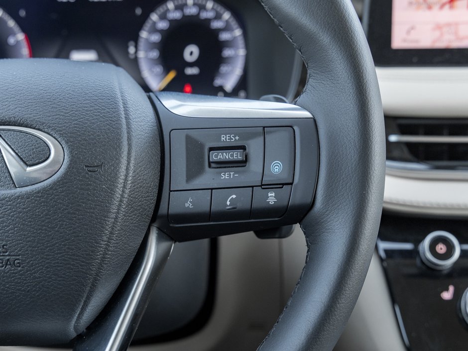 2025 Infiniti QX60 LUXE-11