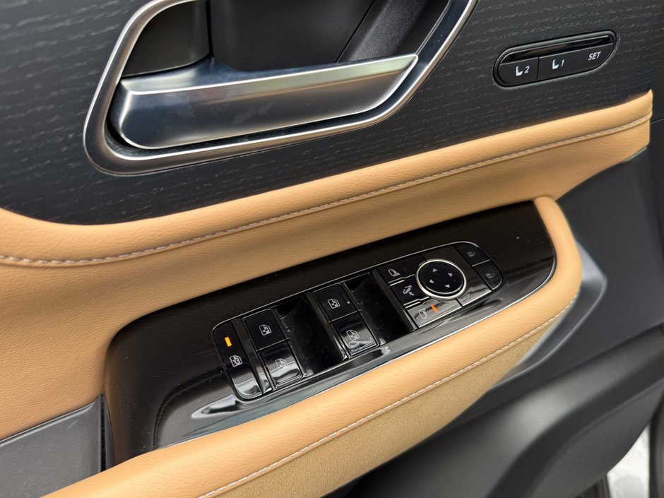 2025 Infiniti QX80 SENSORY-22