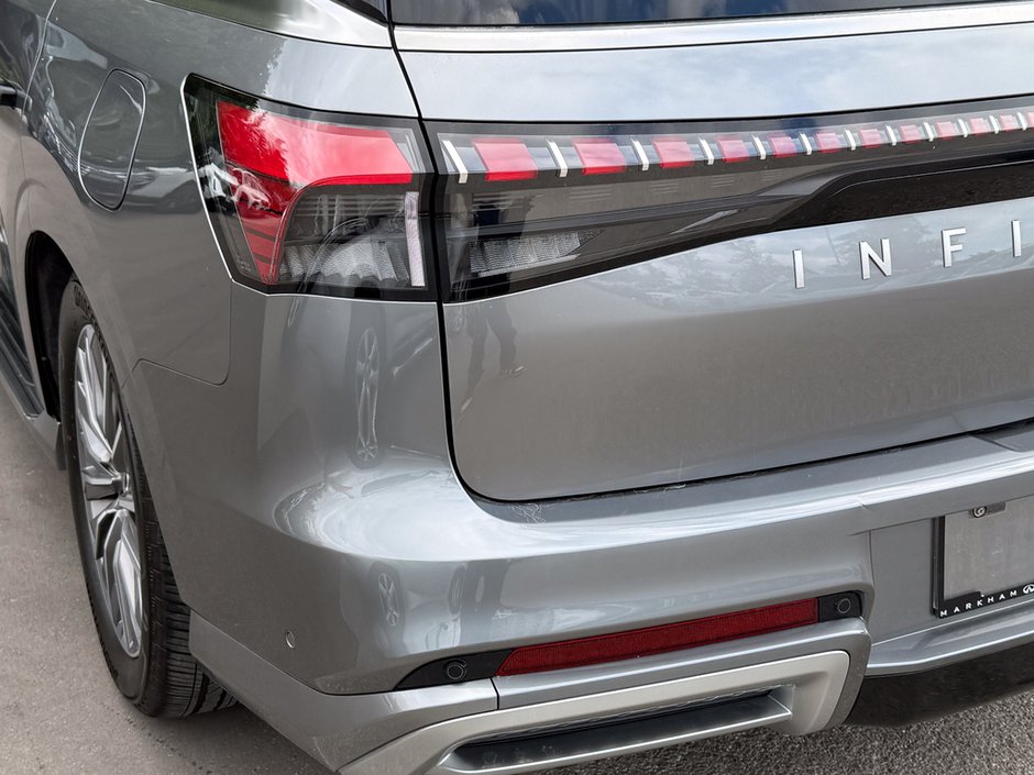 2025 Infiniti QX80 SENSORY-11