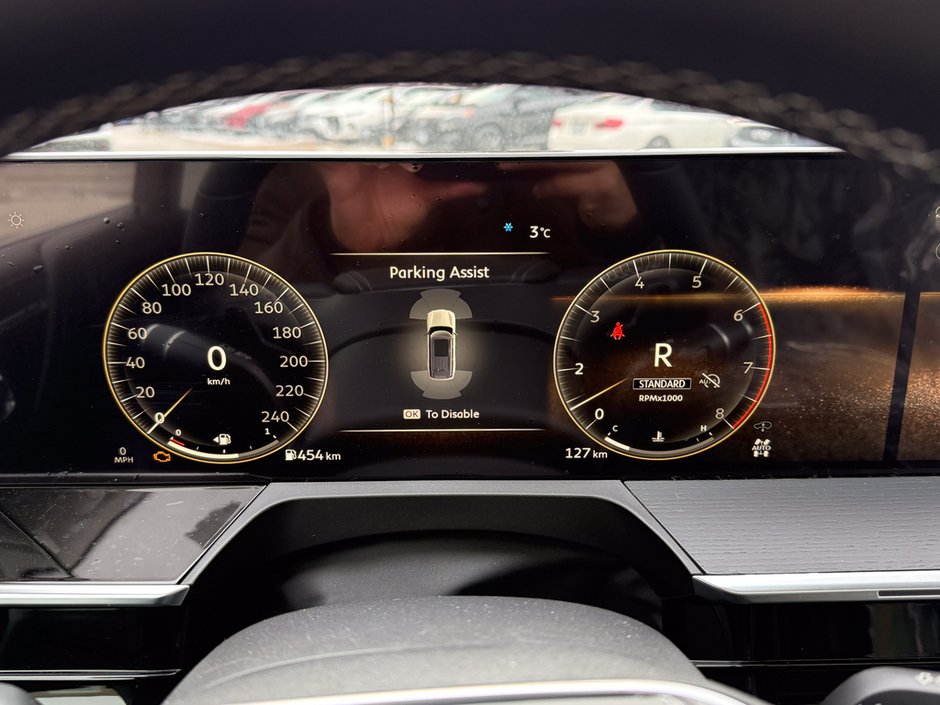 2025 Infiniti QX80 SENSORY-26