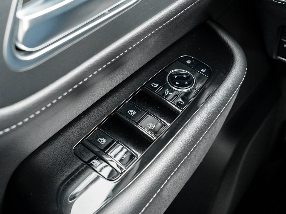 2025 Infiniti QX80 SENSORY-15