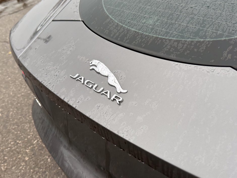 2017 Jaguar F-TYPE S-11