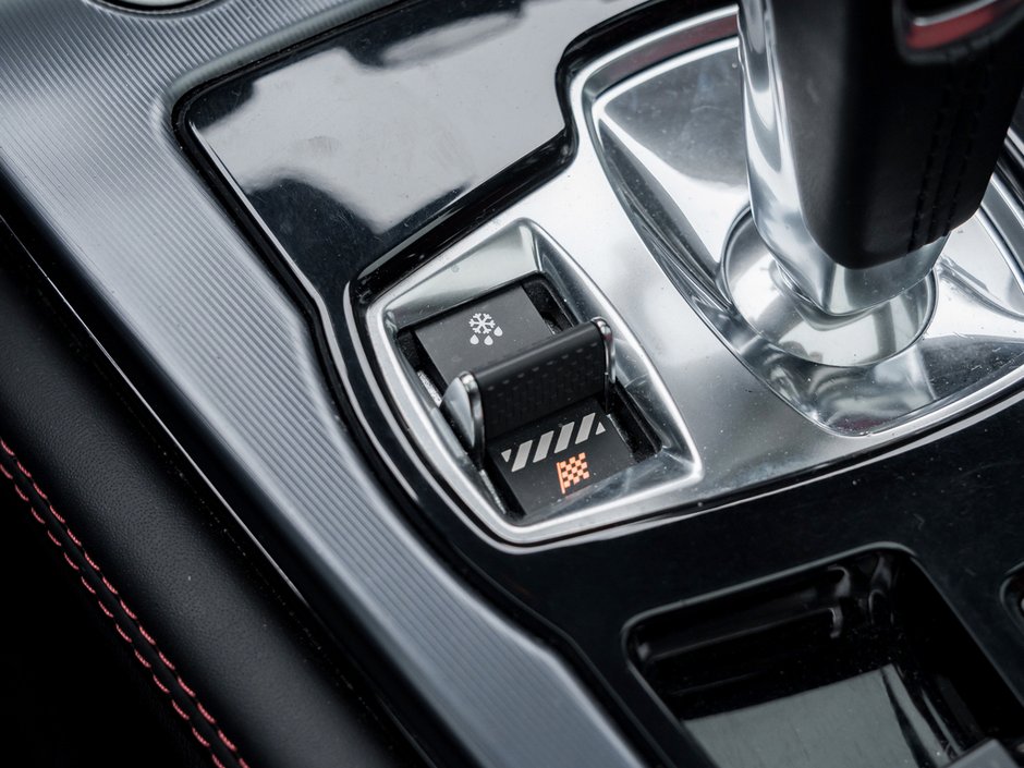 2018 Jaguar F-TYPE R-21