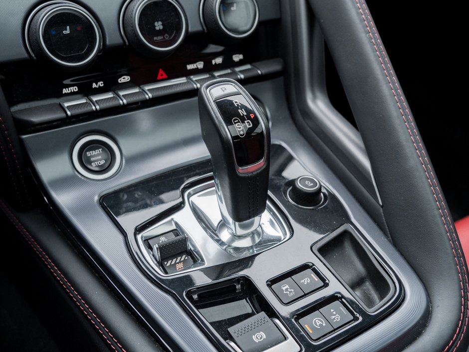 2018 Jaguar F-TYPE R-20