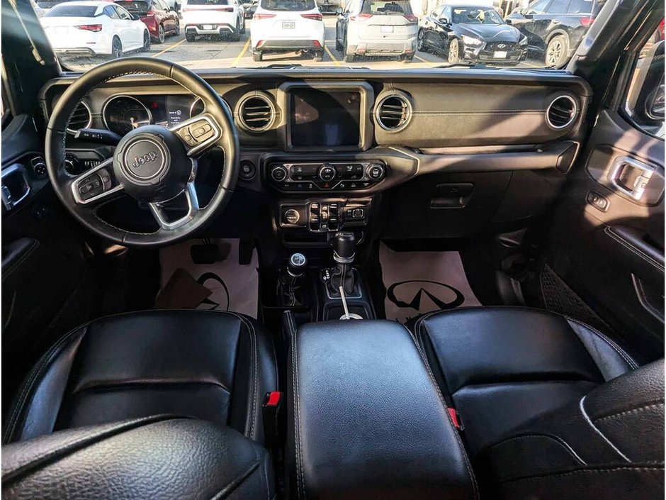 2021 Jeep Wrangler Unlimited Sahara 4xe-12