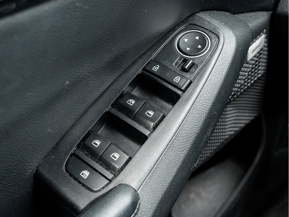 2021 Kia Seltos SX Turbo-15