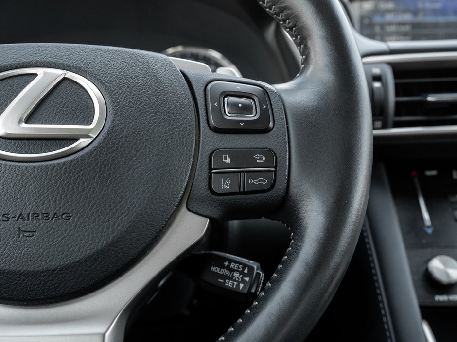 2018 Lexus IS 300-10