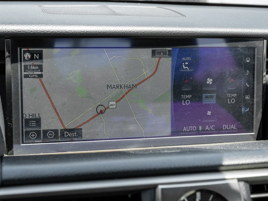 2018 Lexus IS 300-11