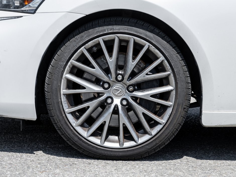 2018 Lexus IS 300-4