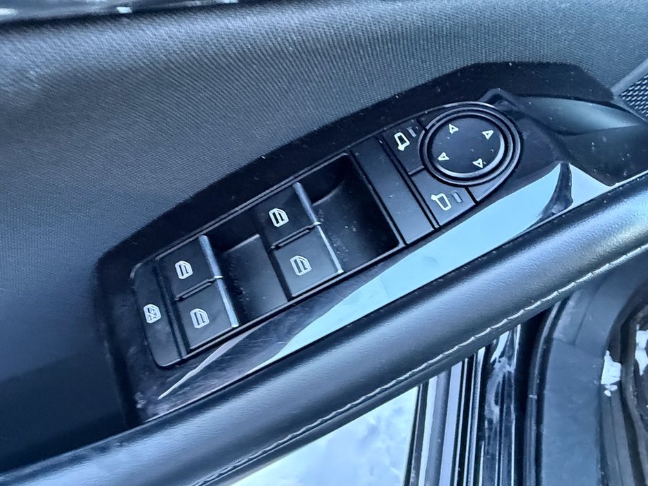 2023 Mazda CX-30 GS-18