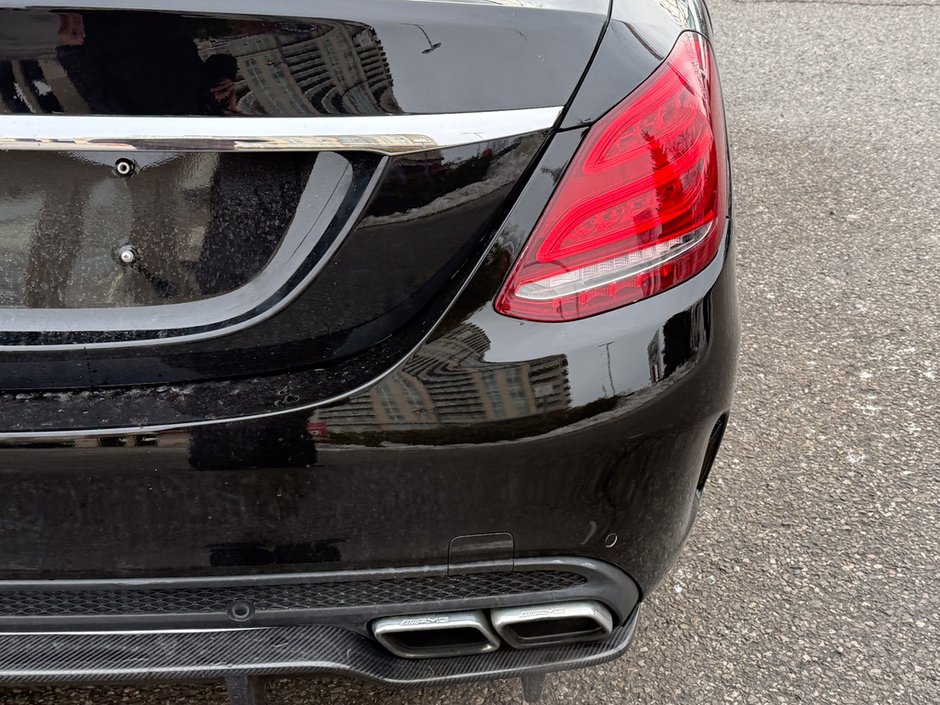 2015 Mercedes-Benz C-Class C 63 AMG®-11