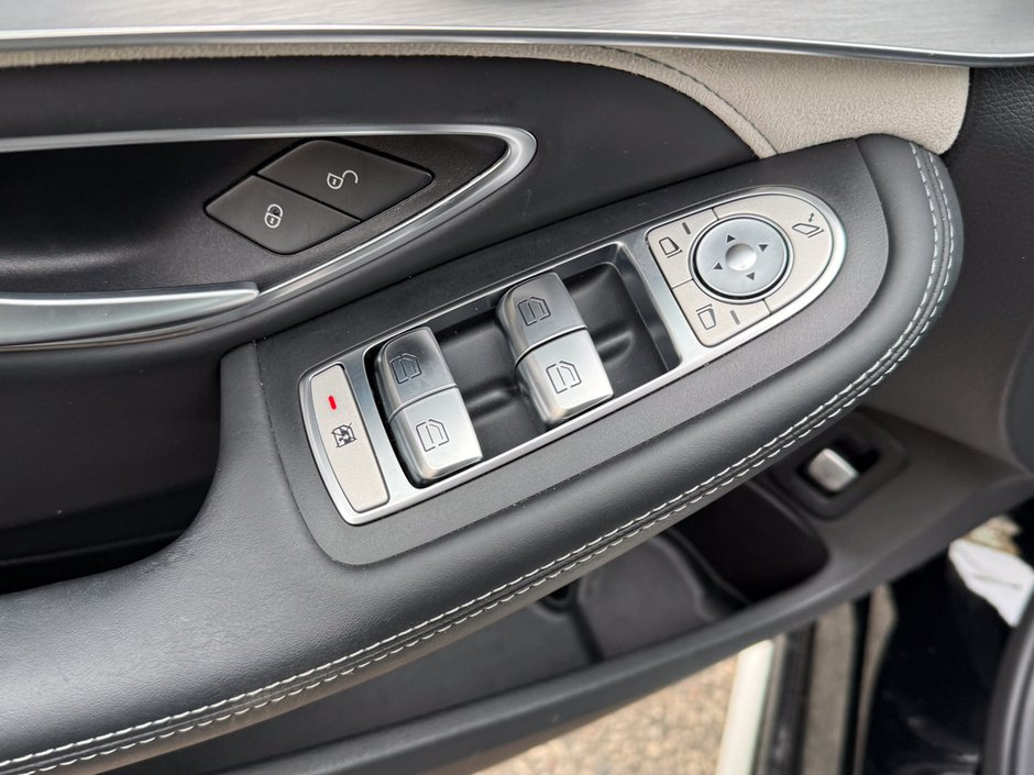 2015 Mercedes-Benz C-Class C 63 AMG®-19