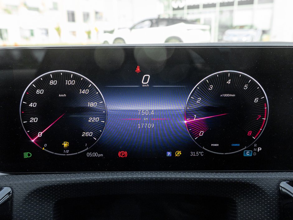 2025 Mercedes-Benz CLA 250-9