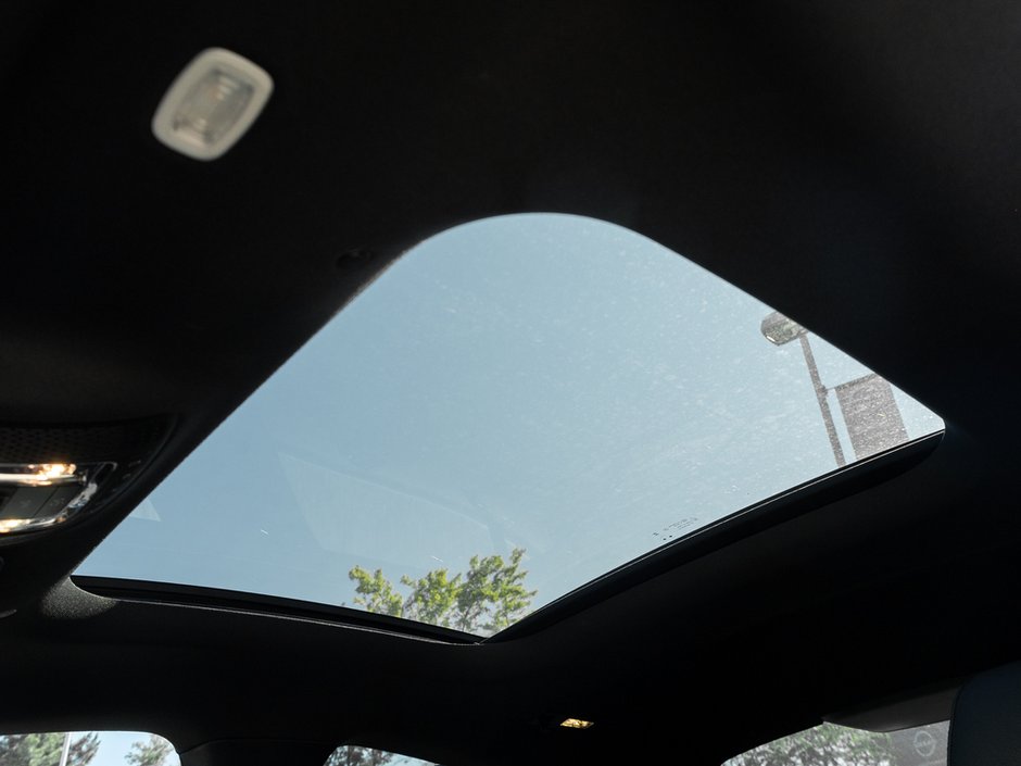2025 Mercedes-Benz CLA 250-22