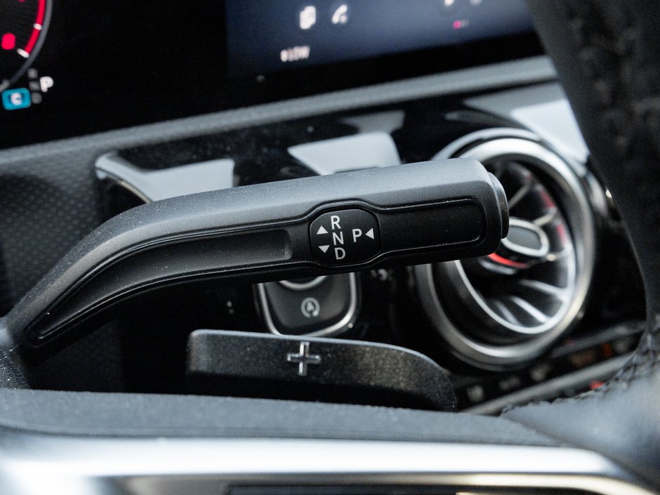 2025 Mercedes-Benz CLA 250-17