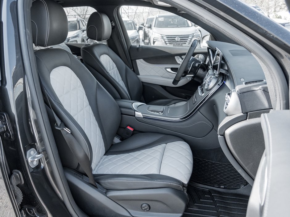 2020 Mercedes-Benz GLC 43 AMG®-26