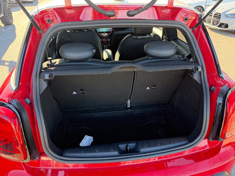 2022 MINI Cooper S Base-13