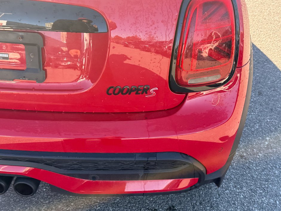 2022 MINI Cooper S Base-12