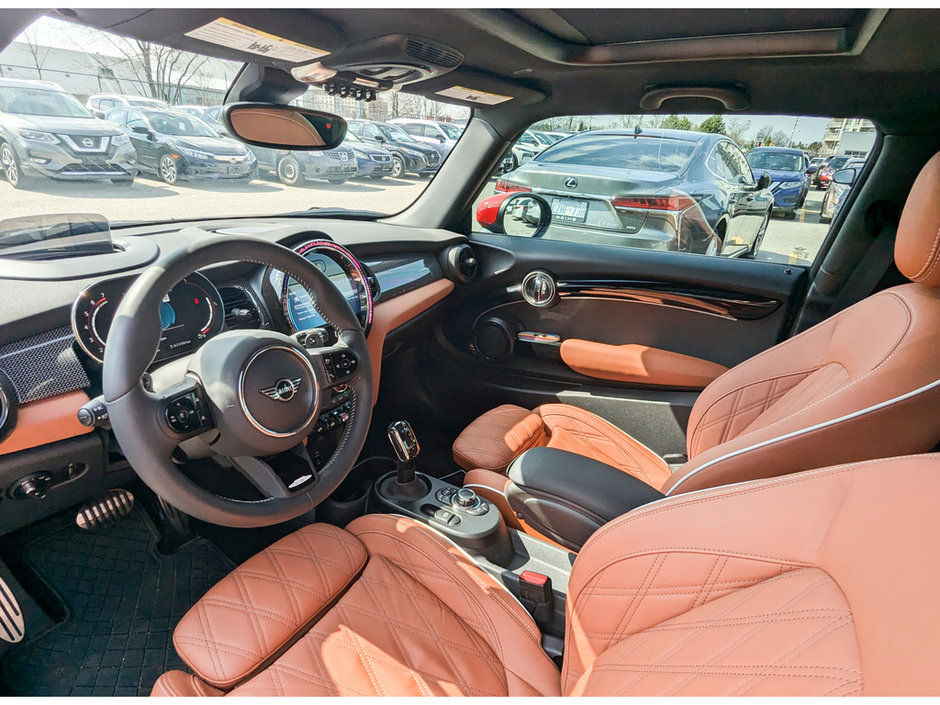 2024 MINI John Cooper Works Base-18