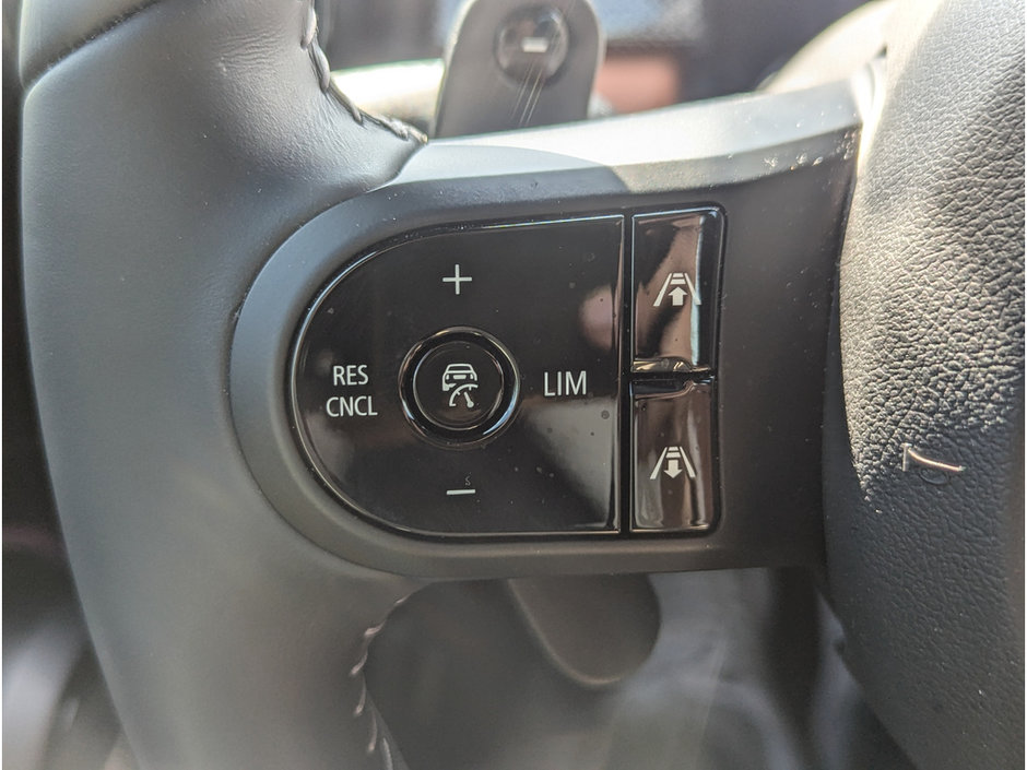 2024 MINI John Cooper Works Base-24